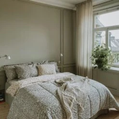 Imperial Cress Päiväpeite, 160x260 Cm 10 Imperial Cress Päiväpeite, 160x260 Cm -Mille Notty garbo friends imperial cress paivapeite 0