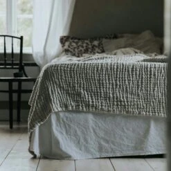 Mellow Lin Double Bed Quilt, 160x260 Cm -Mille Notty garbo friends mellow lin double bed quilt 160x260 cm 2