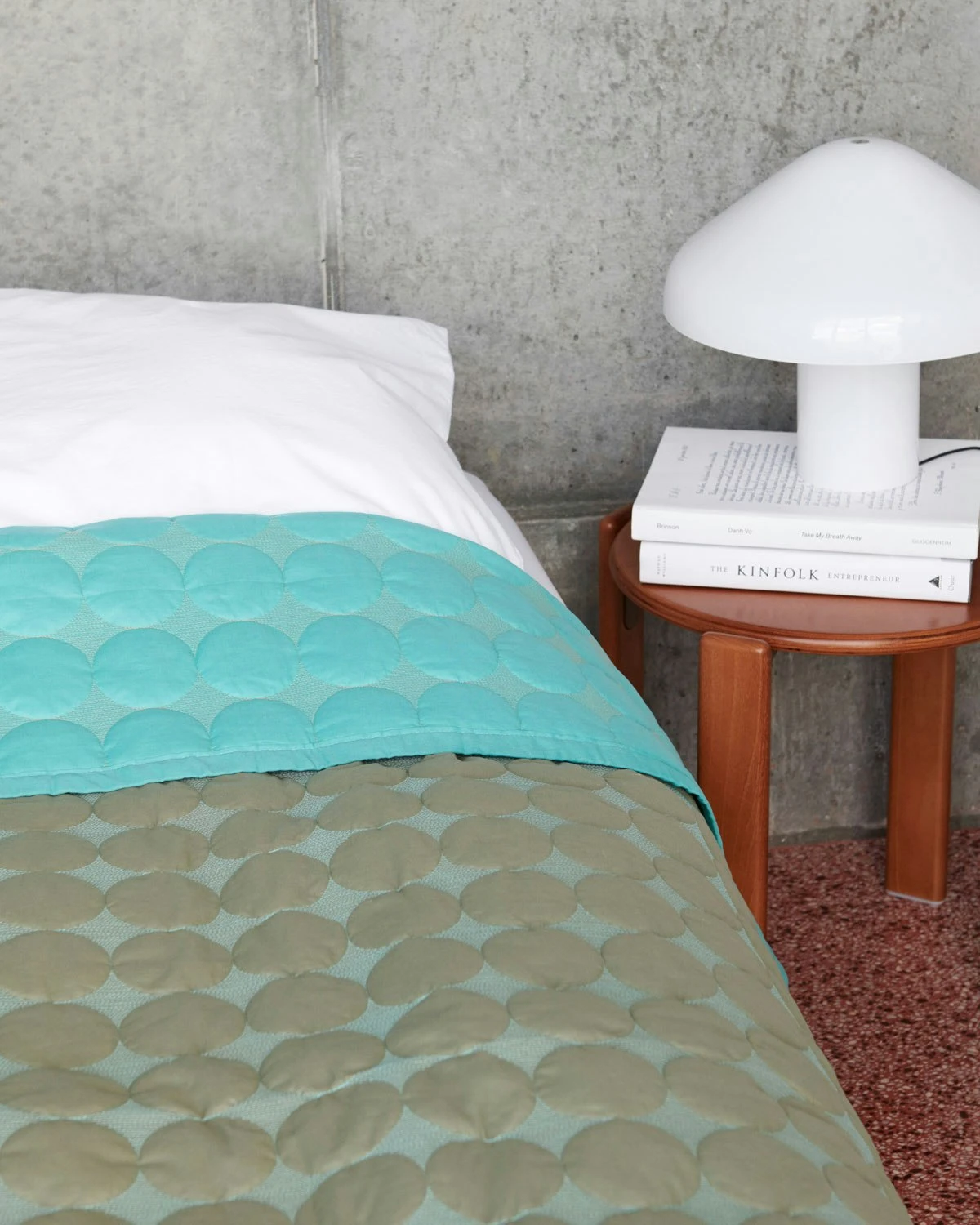 Hay Mega Dot Päiväpeite, 195x245 Cm, Oliivinvihreä 5 Hay Mega Dot Päiväpeite, 195x245 Cm, Oliivinvihreä - Image 3