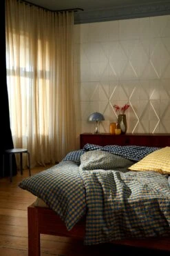 Juna Bæk & Bølge Pussilakanasetti 140x220 + 50x70 Cm, Sininen/Ochre -Mille Notty juna bk blge pussilakanasetti 15