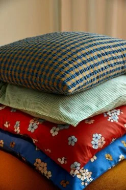 Juna Bæk & Bølge Tyynynpäällinen 50x60 Cm, Sininen/Ochre -Mille Notty juna bk blge tyynynpaallinen 19