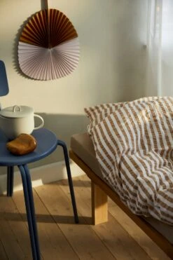 Juna Bæk & Bølge Lines Vuodevaatteet 220x220 Cm, Sand / Valkoinen -Mille Notty juna bkblge vuodevaatteet harmaa 14