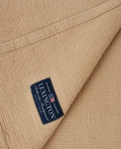 Lexington Quilted Jacquard Päiväpeite Beige, 260x240 Cm -Mille Notty lexington quilted jacquard paivapeite beige 3 1