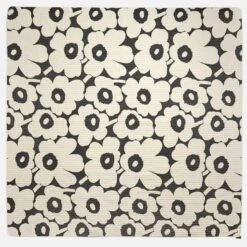 Uutuudet -Mille Notty marimekko unikko bedspread 260x260cm 1