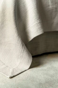 Mille Notti Ameno Päiväpeite Sand, 180x260 Cm 5 Mille Notti Ameno Päiväpeite Sand, 180x260 Cm -Mille Notty mille notti ameno bedspread sand 180x260cm 1