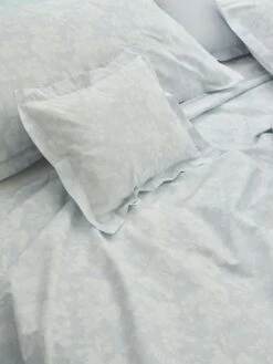 Mille Notti Fiore Tyynynpäällinen Vaaleansininen, 50x60 Cm 12 Mille Notti Fiore Tyynynpäällinen Vaaleansininen, 50x60 Cm -Mille Notty mille notti fiore pillow case lightblue 30x40cm 3 1