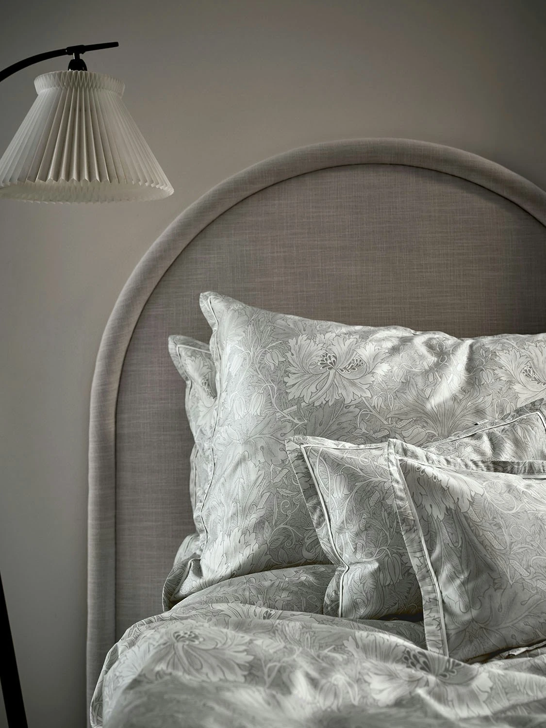 Mille Notti Honeysuckle & Tulip Pussilakana Harmaa, 220x220 Cm 5 Mille Notti Honeysuckle & Tulip Pussilakana Harmaa, 220x220 Cm - Image 3